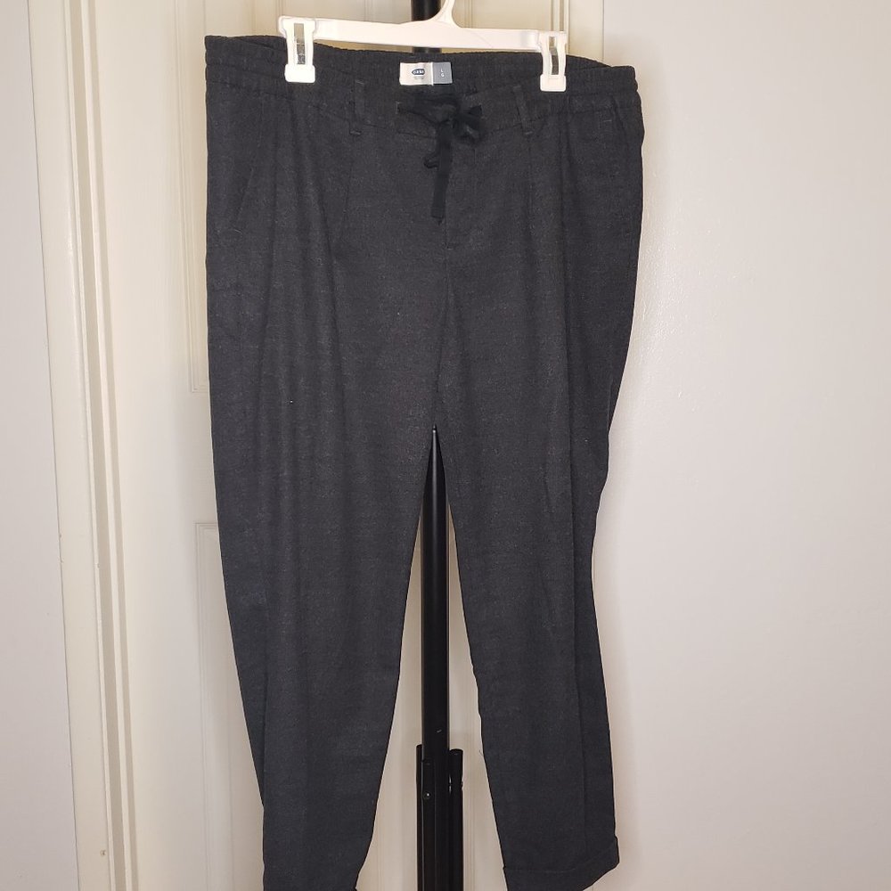 Used Gray Men's Old Navy Tapered Sweat Pants Large
